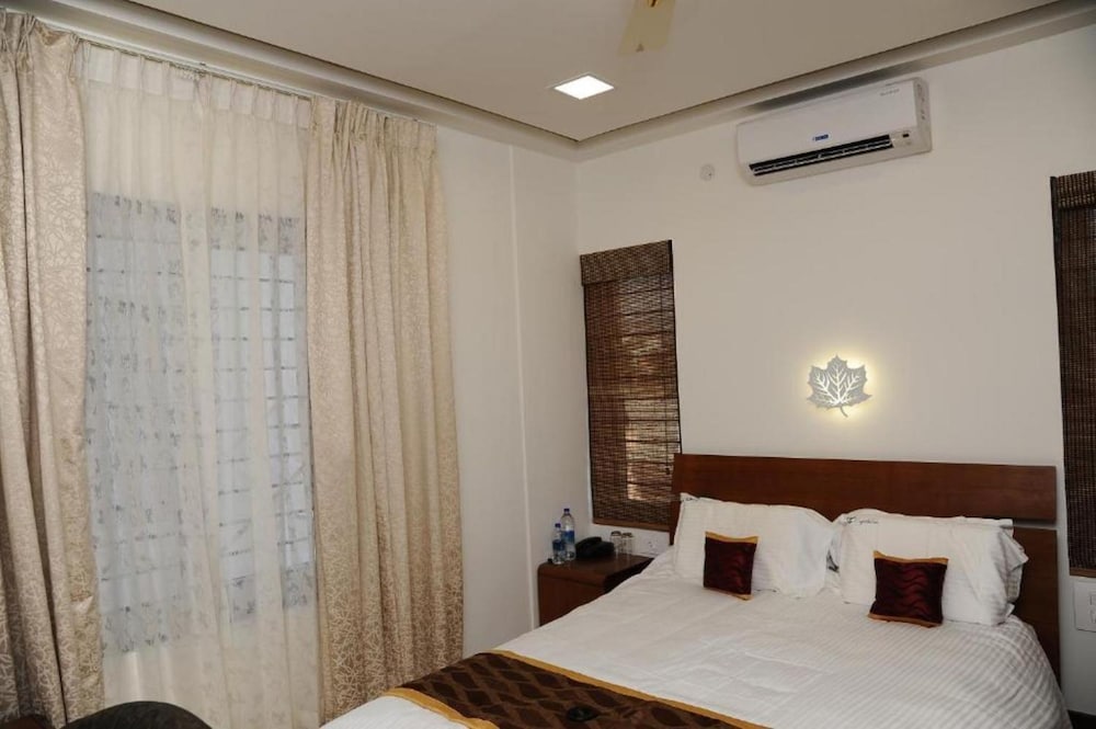 Deluxe Room - Photo 3