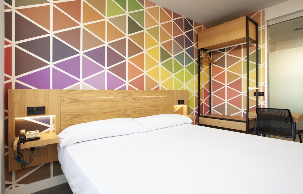 Standard Room - Photo 13