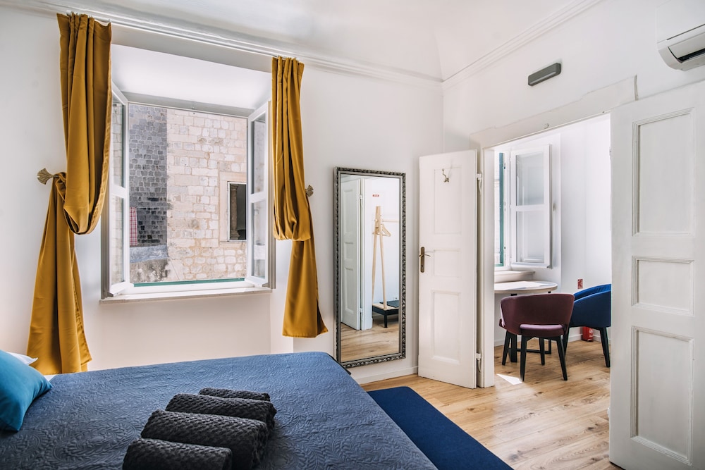 Executive Apartment