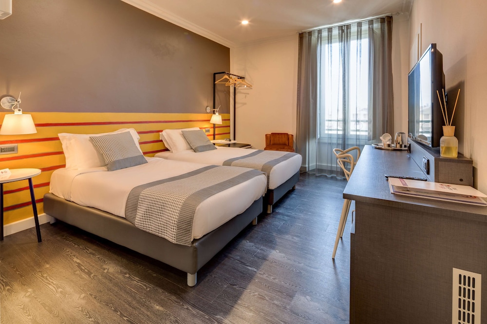 Standard Room, 2 Twin Beds, Non Smoking - Photo 1