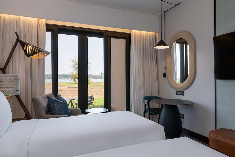 Suite, Terrace (Villa - Zambezi River View) - Photo 6