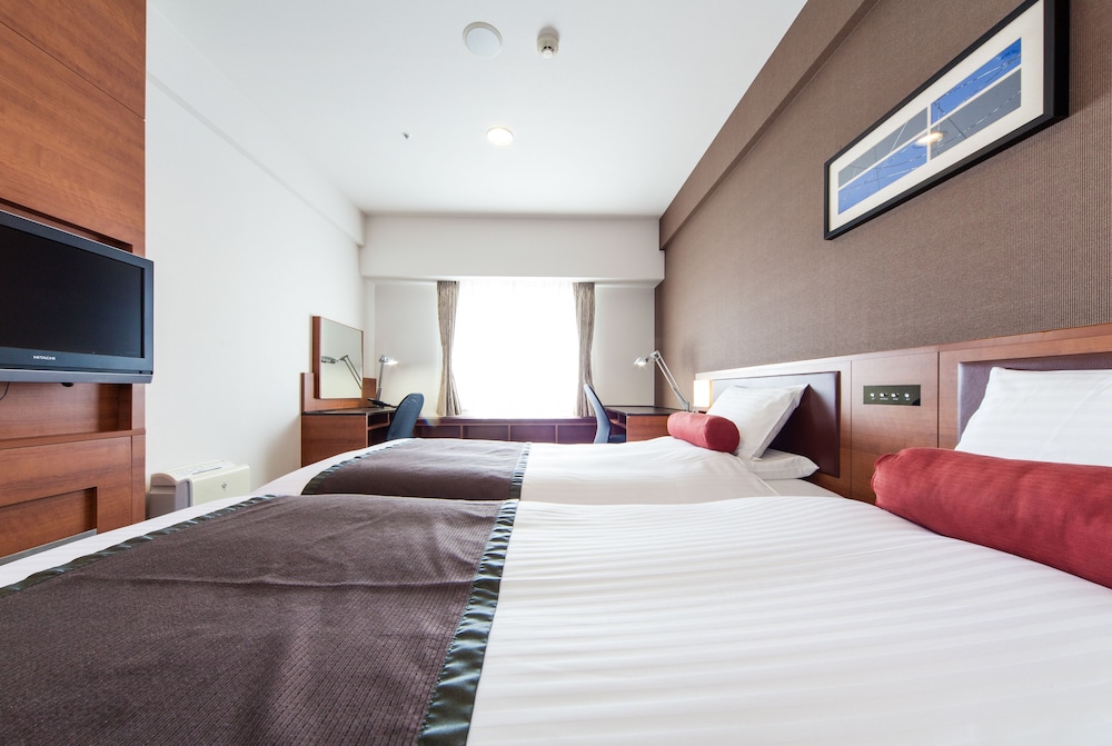 Superior Twin Room, Smoking (Eco Plan - No Cleaning Service) photo 3