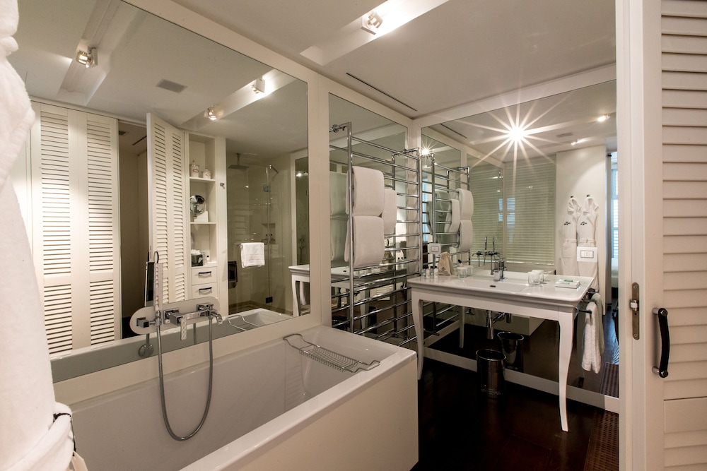 Executive Suite photo 2