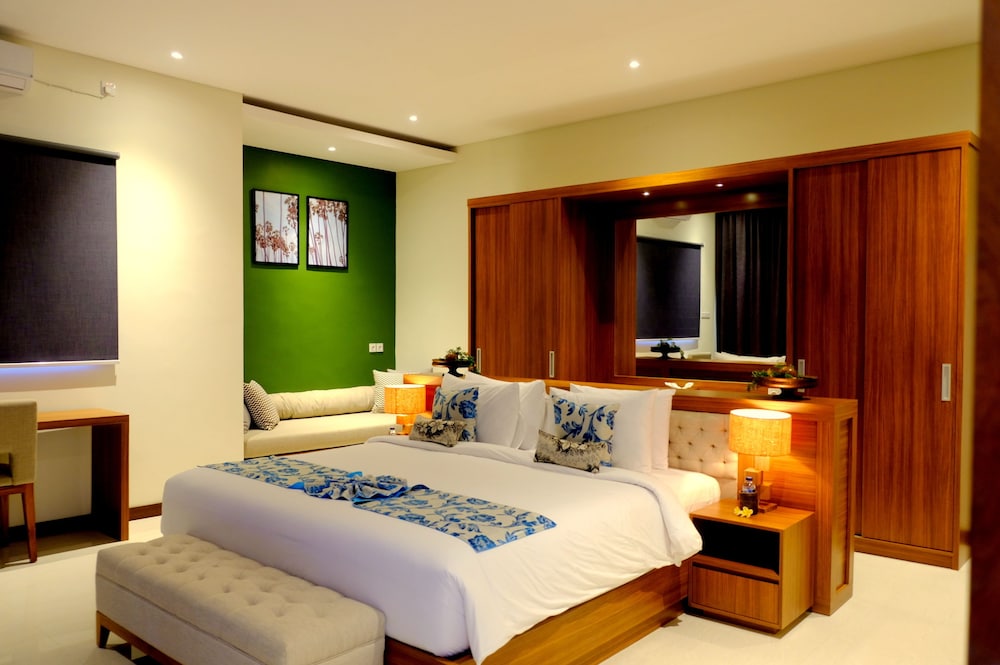 3 Bedrooms Villa with Luxury Benefits