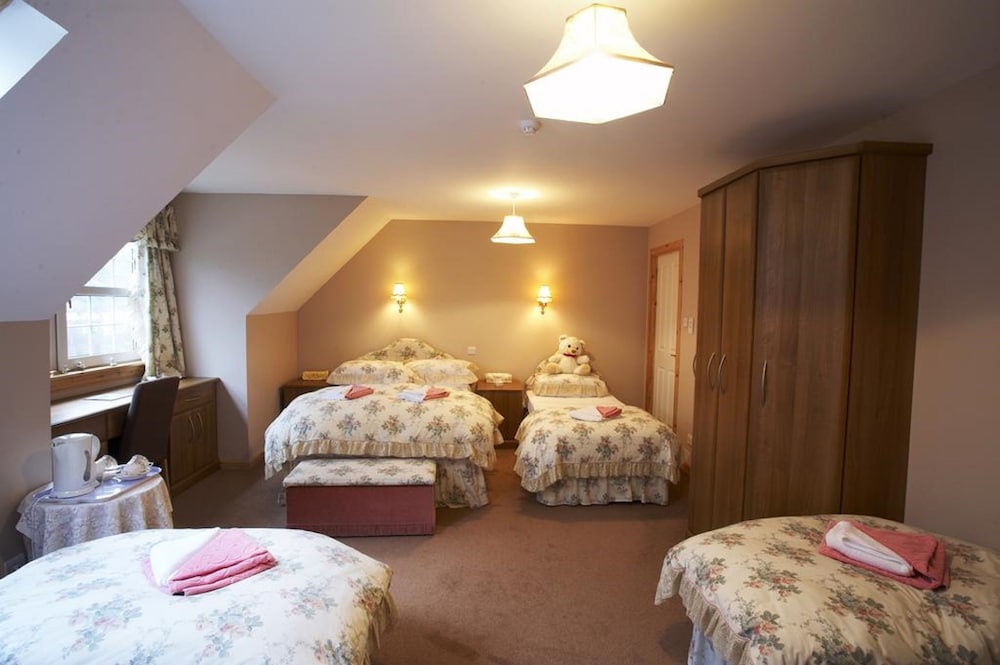 Premium Quadruple Room (Room 5) photo 1