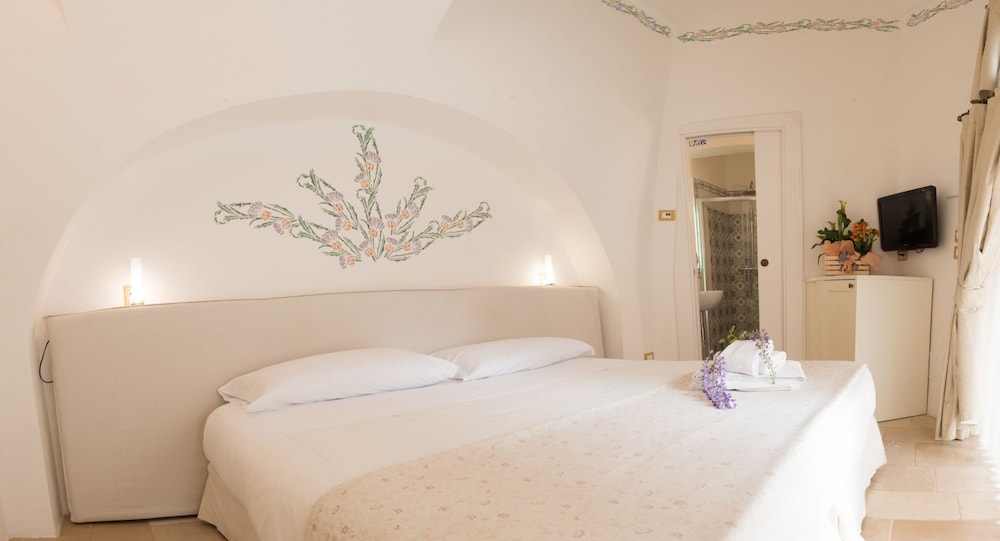 Standard Double or Twin Room photo 1