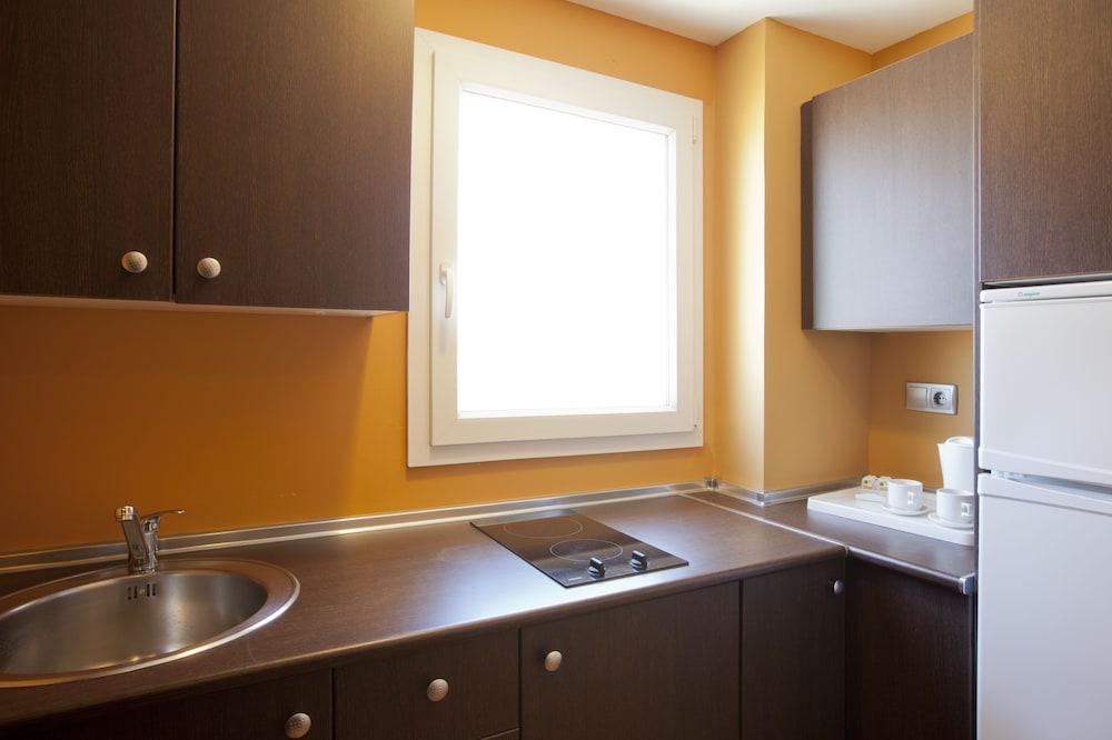 Suite, 1 Bedroom - Photo 5