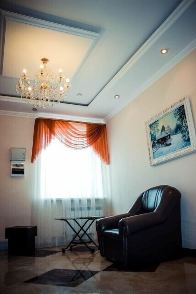 Luxury Suite