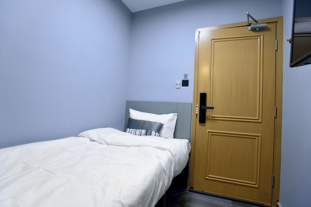Classic Single Room photo 2