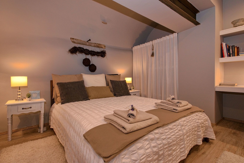 Design Apartment, Partial Sea View photo 3