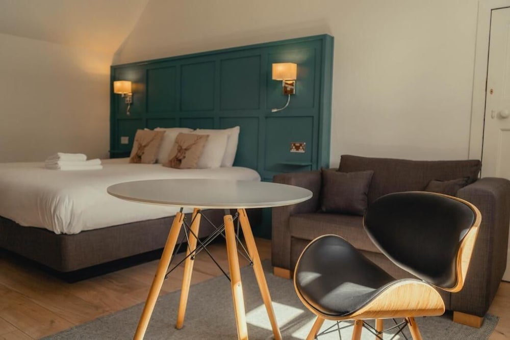 Annexe Superior King or Twin Room photo 2