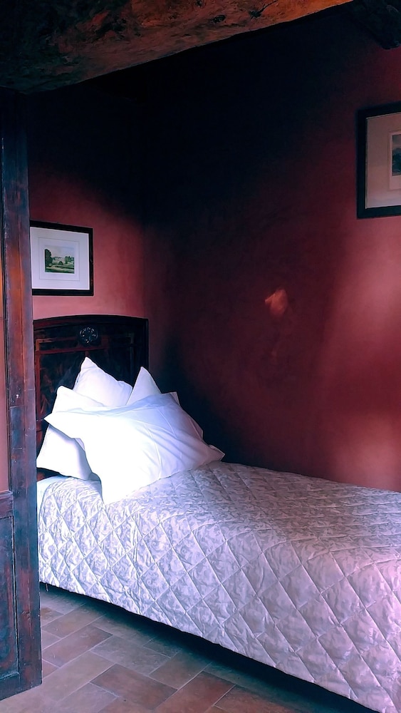 Single Room, Garden View