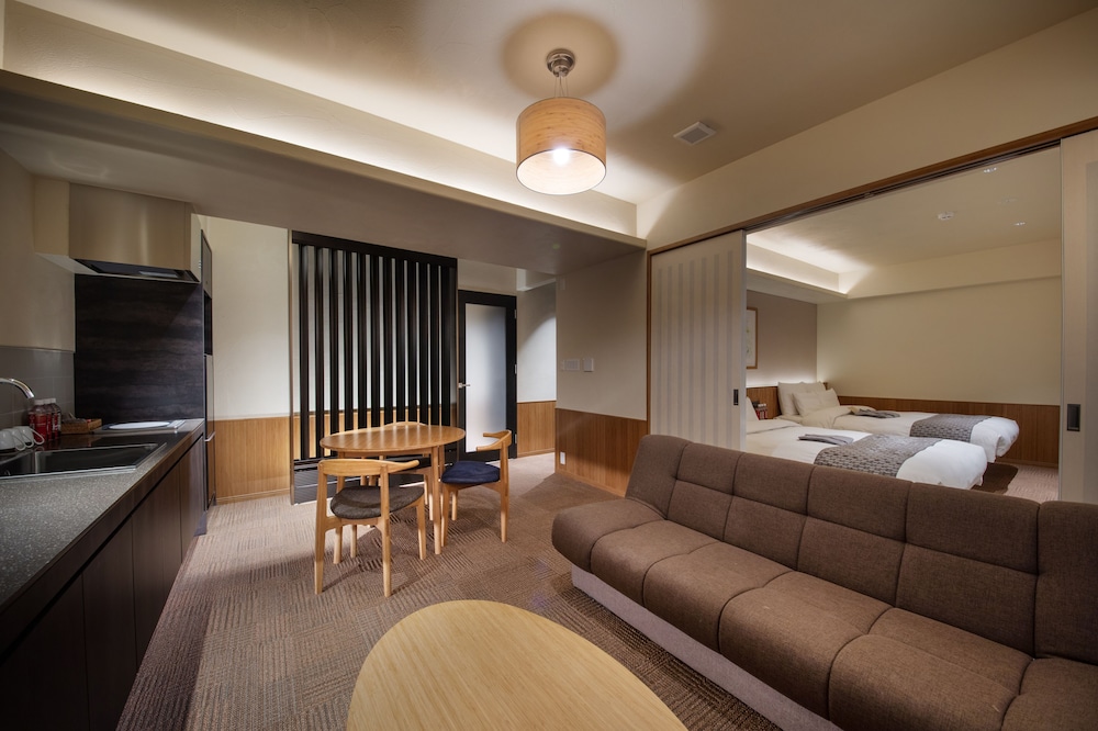 Suite with Steam Sauna (60 sqm)