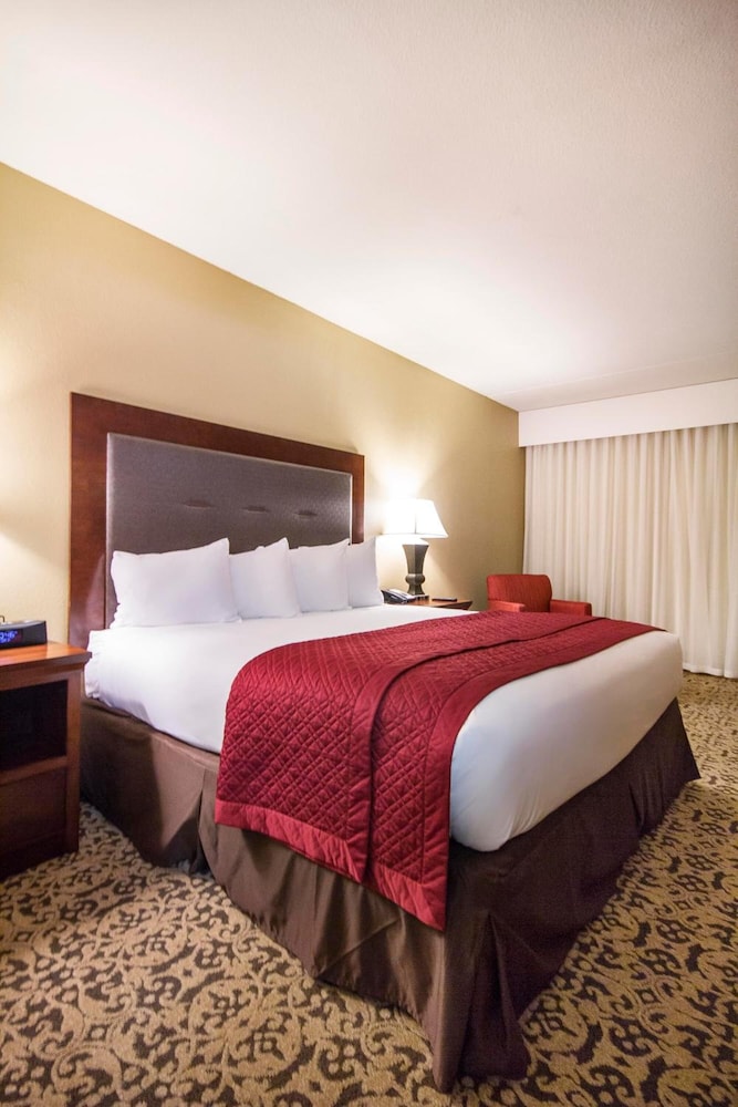 Double Room, 2 Queen Beds, Accessible - Photo 7