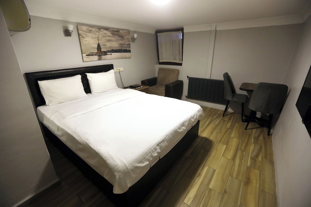 Economy Double Room Basement Floor photo 1