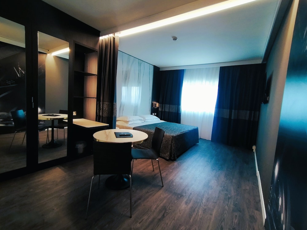 Camera Tripla Executive - Photo 2