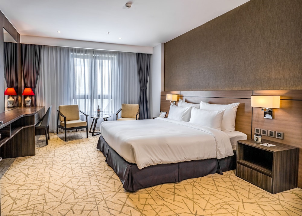 Deluxe Double Room, City View - Photo 1