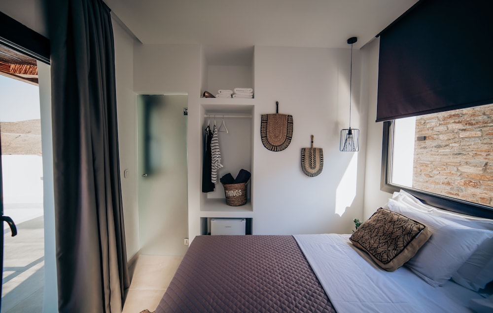 Junior Suite with private pool photo 1