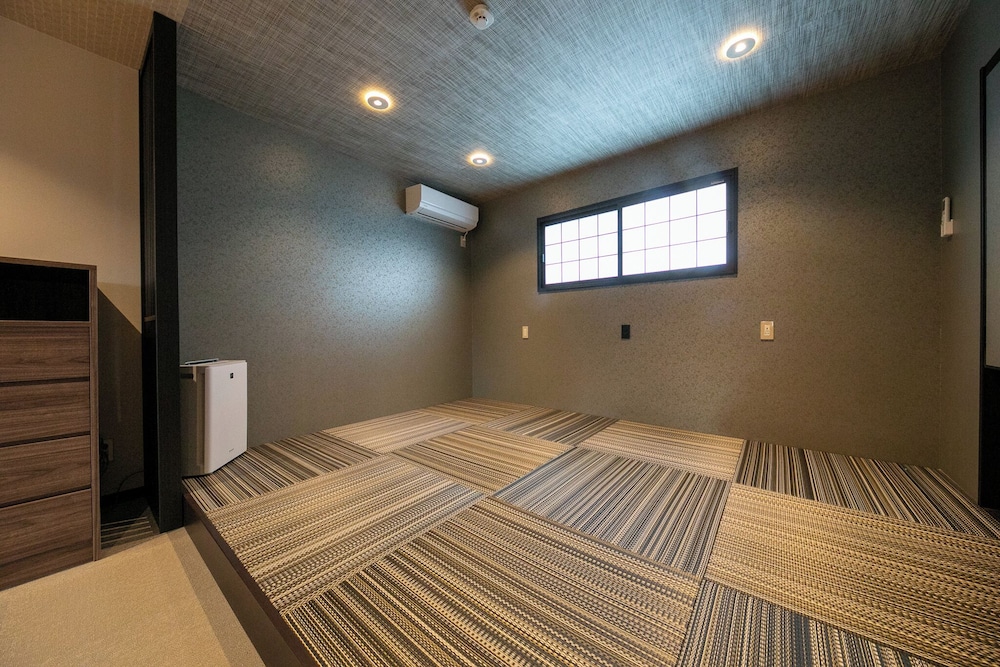 Basic Villa