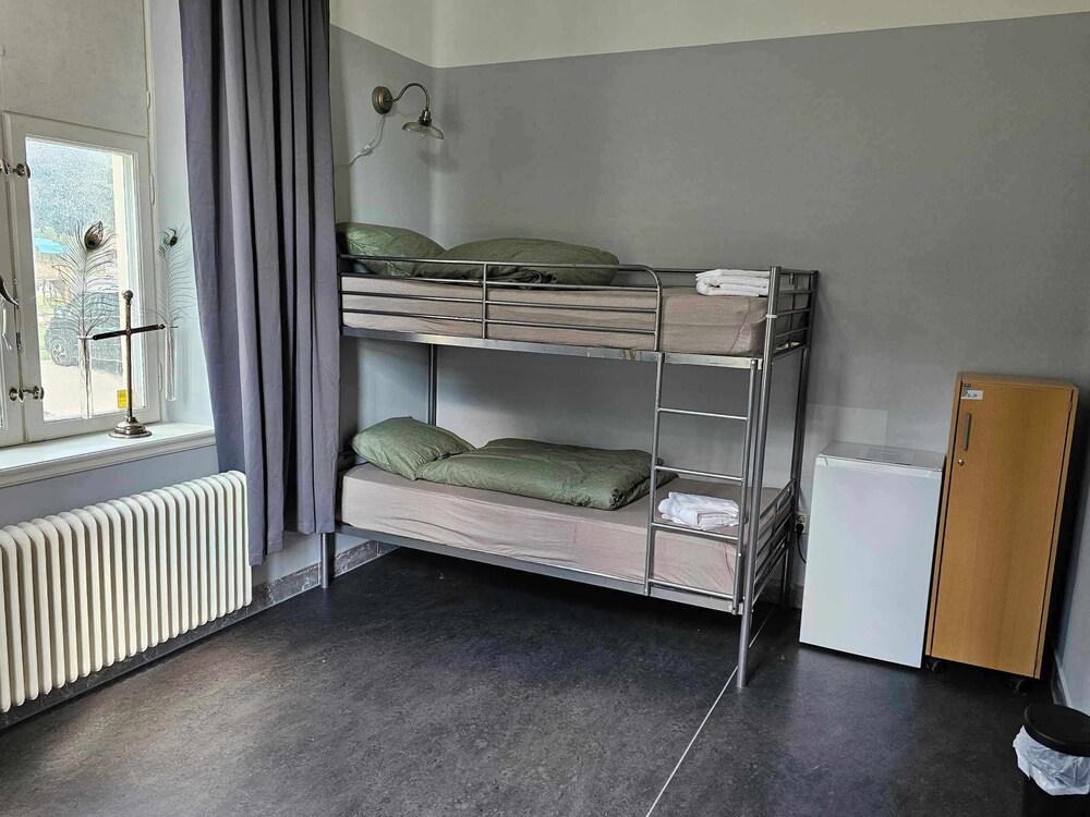 Economy Double Or Twin Room photo 2