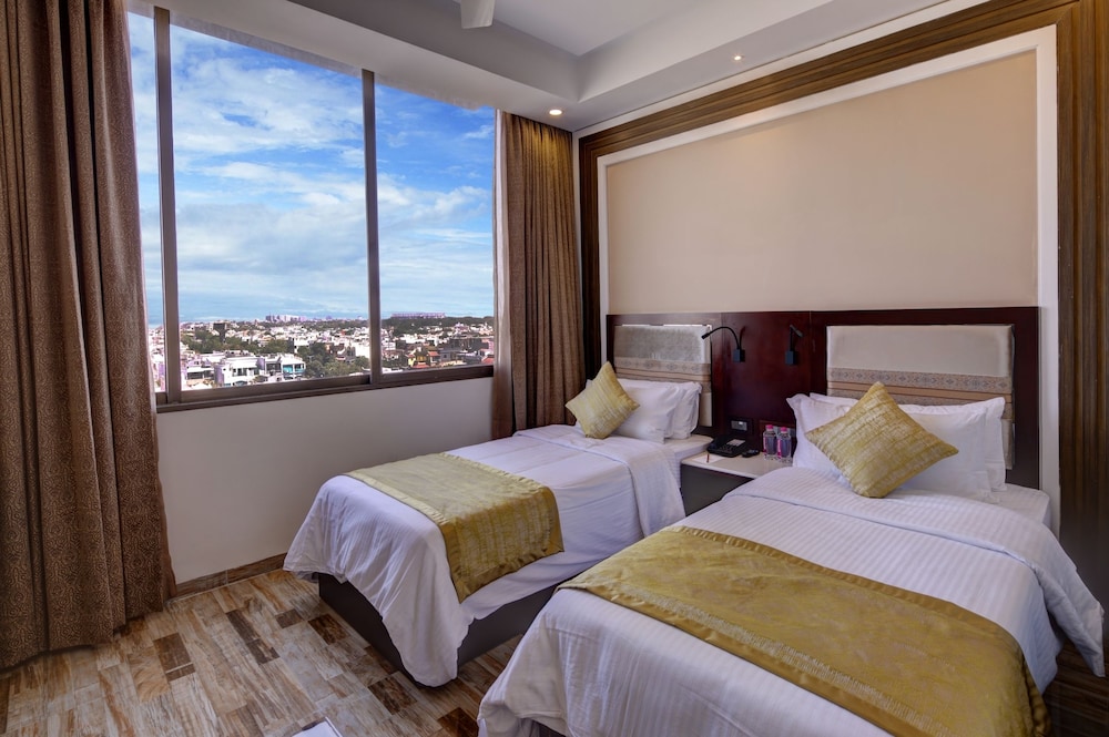 Deluxe Double or Twin Room - Photo 1