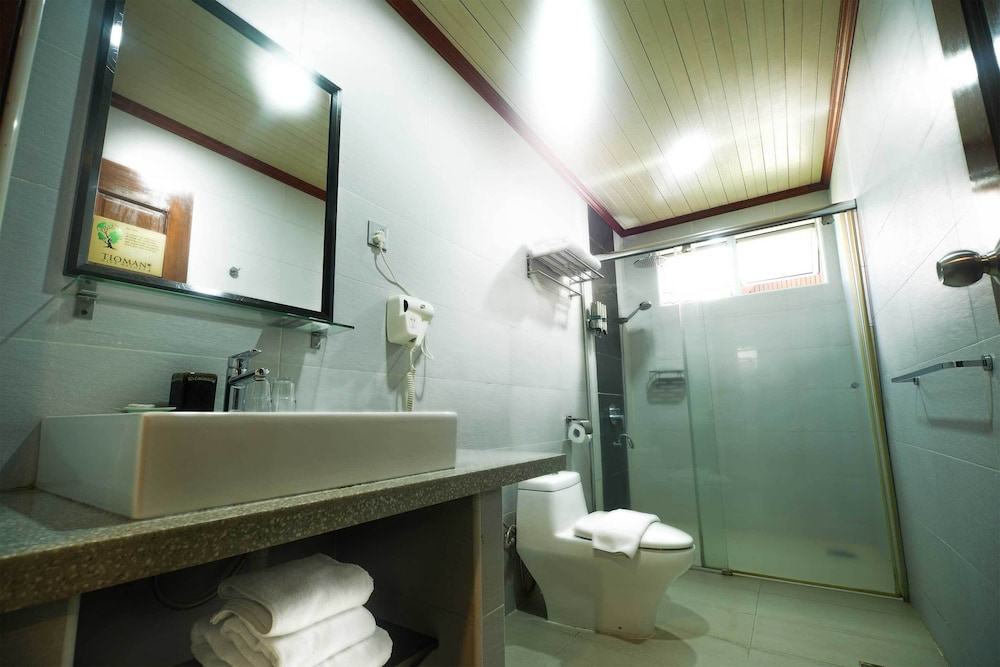 Executive Double or Twin Room (with A/C) - Photo 11