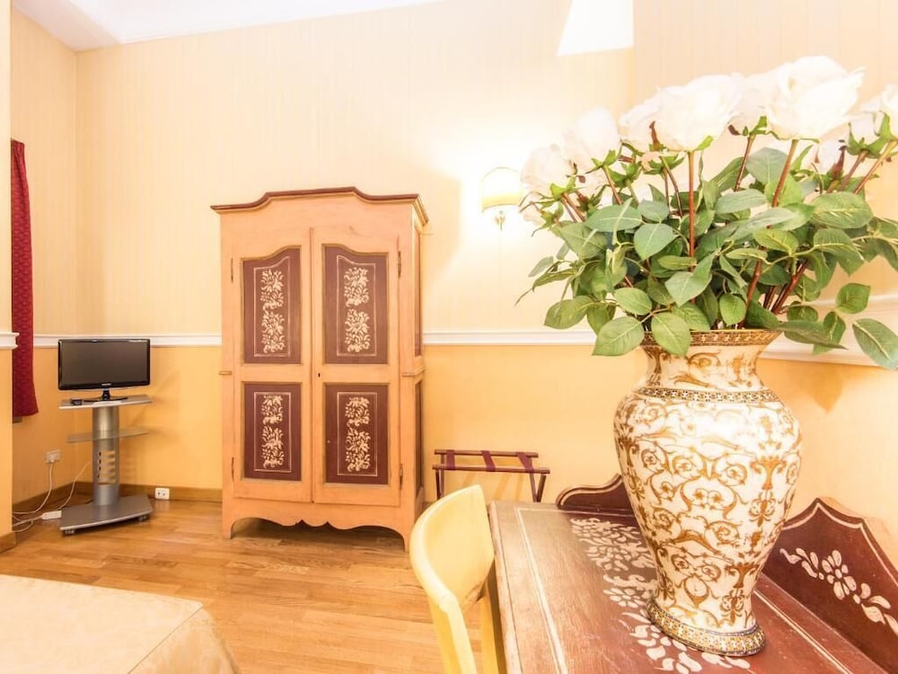 Classic Twin Room, Ensuite, City View (Camera doppia) photo 3