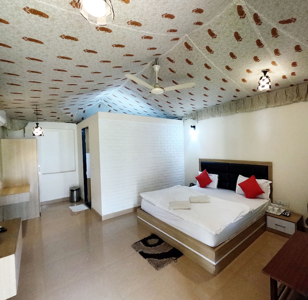 Premium Deluxe Cottage photo 3