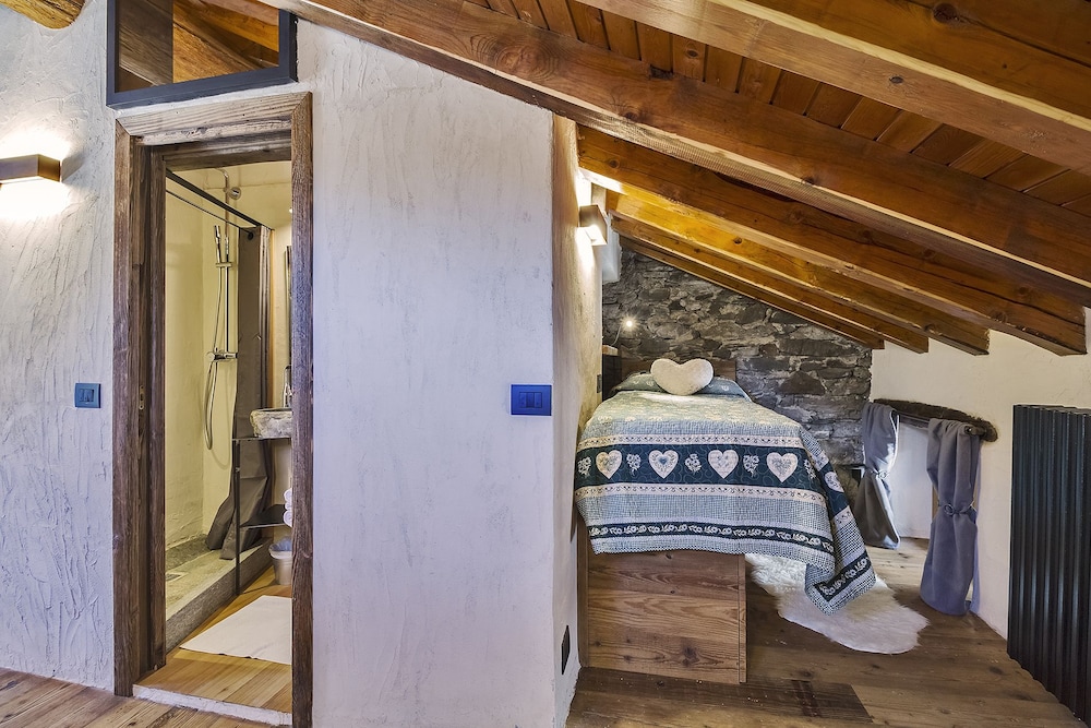 Comfort Suite, 1 Bedroom, Mountain View photo 3