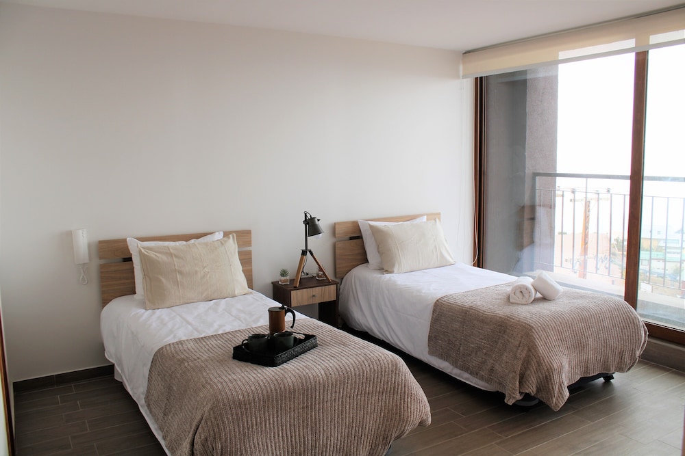 Apartment (C) photo 1