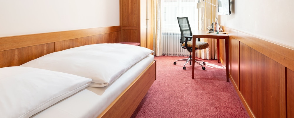Business Single Room, City View
