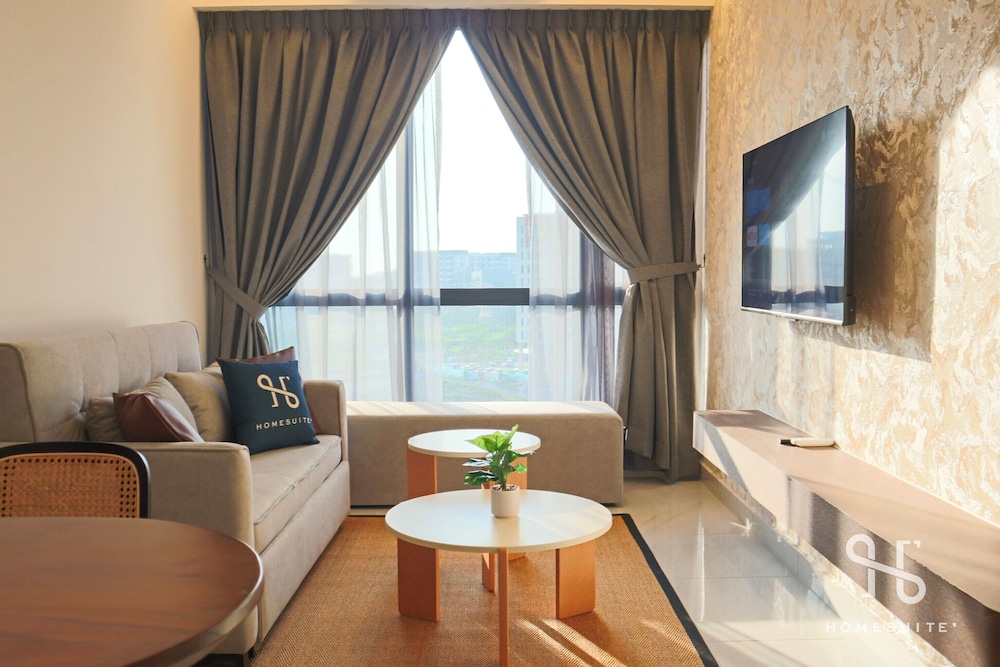 Deluxe Suite, 2 Bedrooms, Non Smoking, Kitchen - Photo 5
