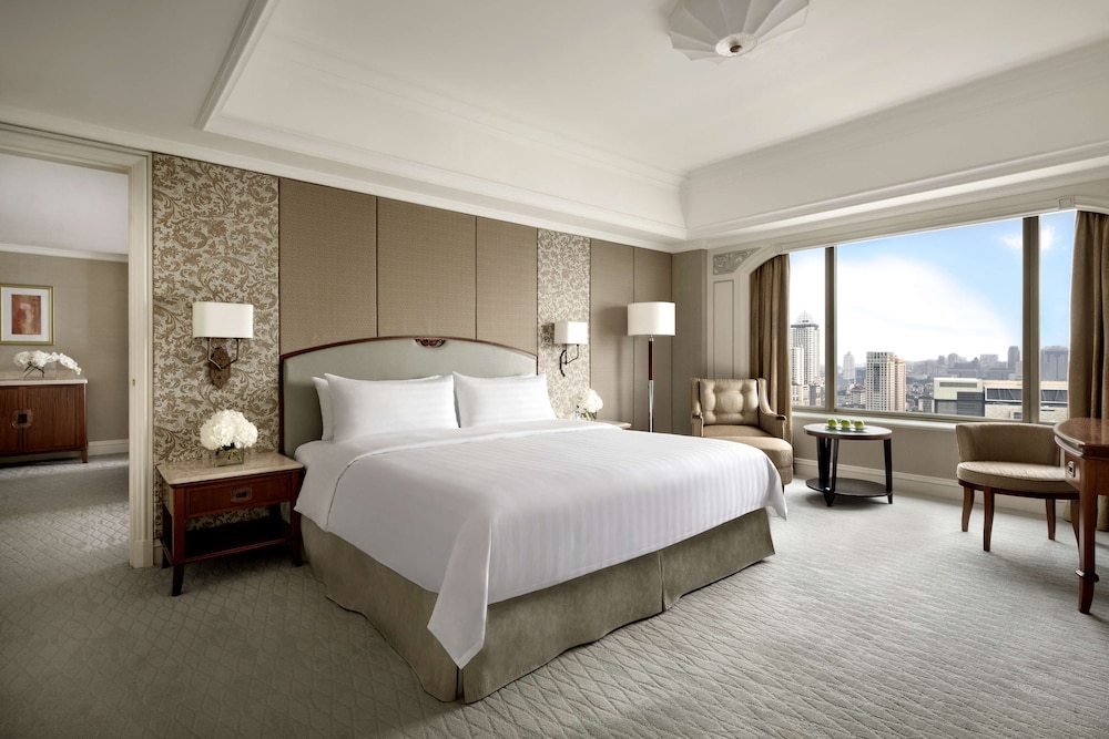 One Bedroom Suite King