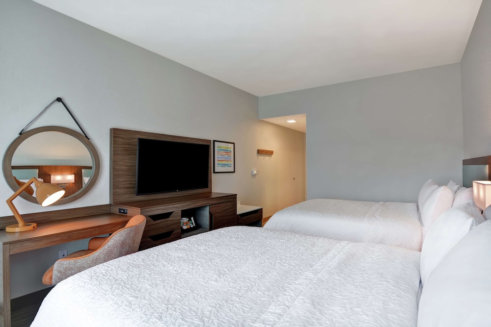 Room, 2 Queen Beds, Accessible (Hearing) - Photo 3