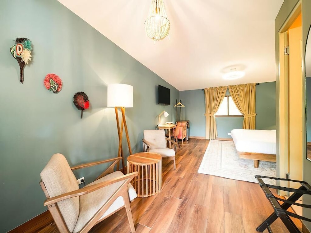 Suite Room