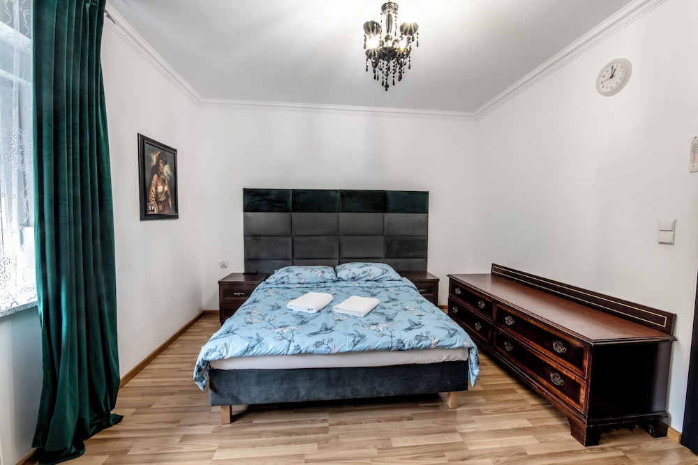 Family Apartment photo 1