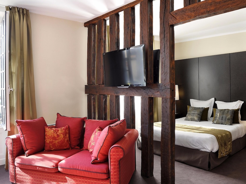 Comfort Suite photo 1