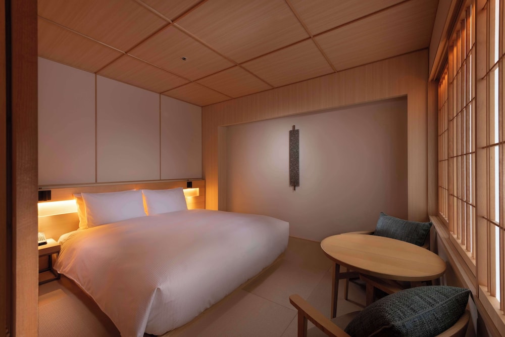 KING DELUXE TATAMI ROOM NON SMOKING - Photo 1