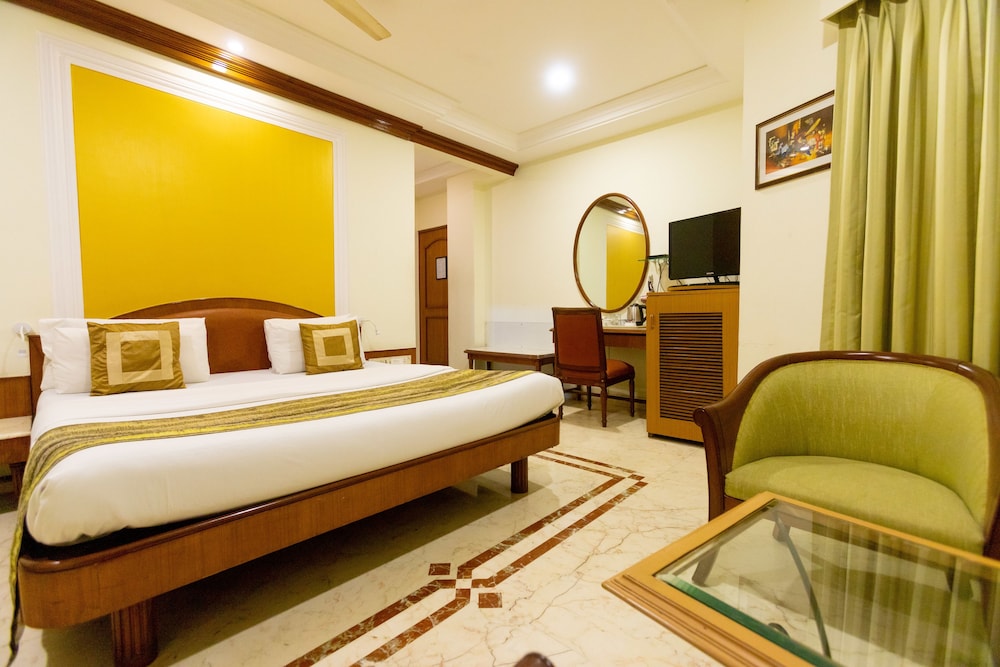 Standard Double or Twin Room - Photo 3