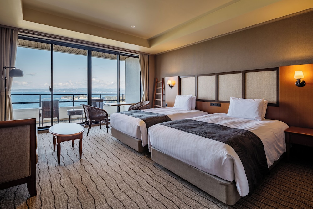 Luxury Twin Room, Non Smoking, Ocean View (with Veranda)
