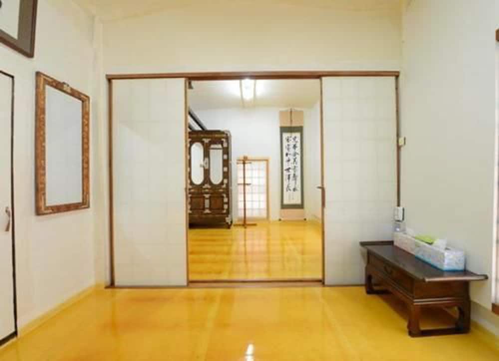Family Room photo 2