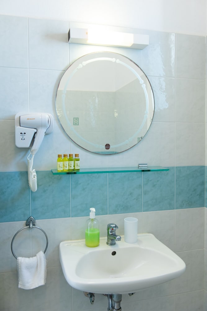 Classic Double Room, Sea View photo 3