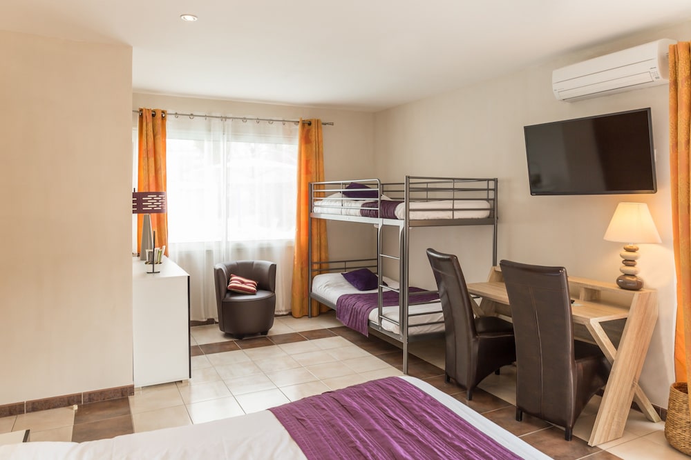 Comfort Quadruple Room photo 3
