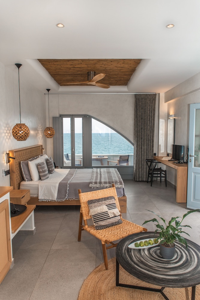 Master Suite with Sea View