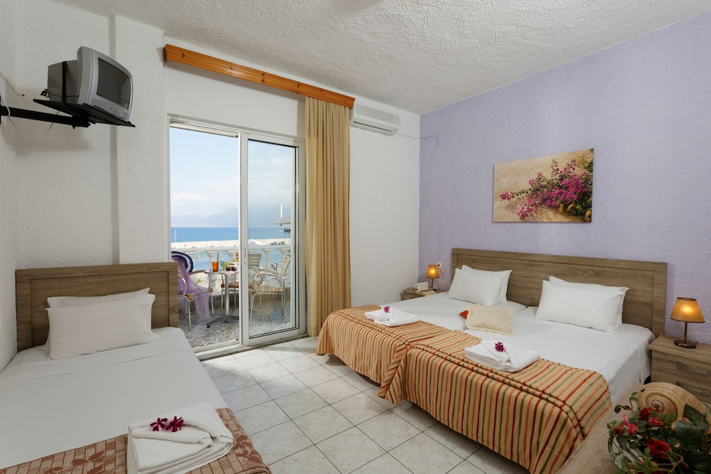Triple Room, Balcony, Sea View