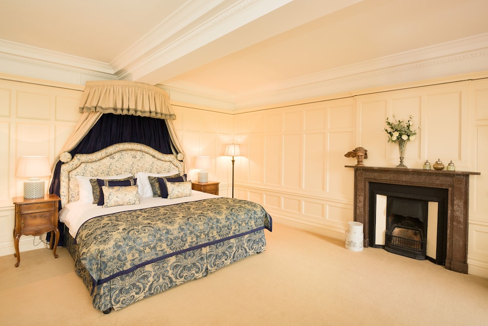 Honeymoon Suite photo 2