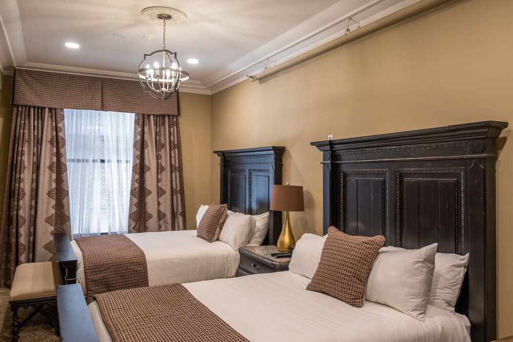 Luxury Room, 2 Queen Beds photo 1