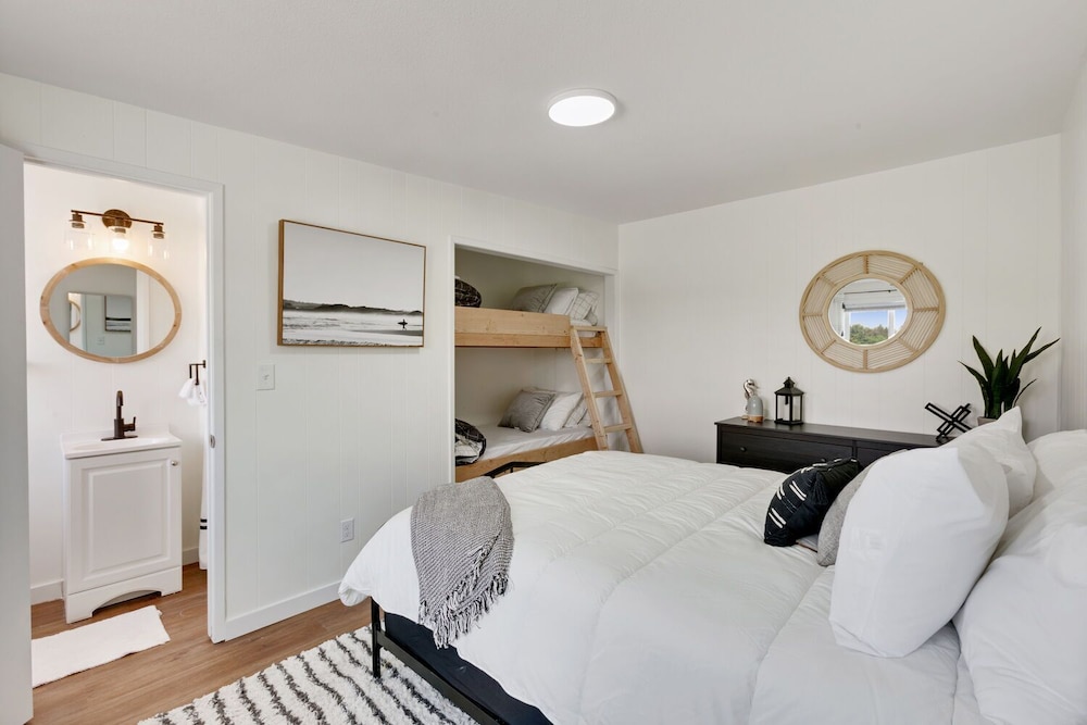 Exclusive House photo 2