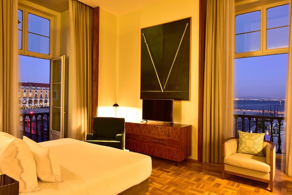 Suite (Praca do Comercio, King Size Bed)