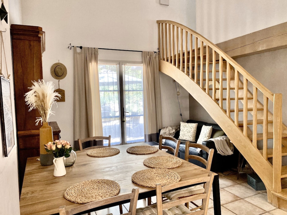 Superior Suite, Private Bathroom, Pool View (Olivier)